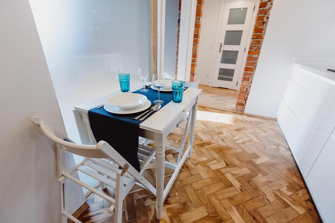 Vistula - Kazimierz Wietora Street. Apartment
